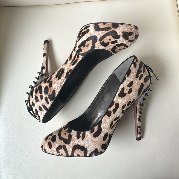 Sam Edelman Animal Print Metal and Lace Up Back Detail Shoes - Picture 7 of 10